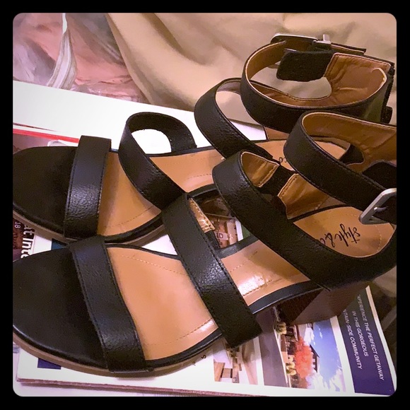 Style &co - Picture 1 of 1